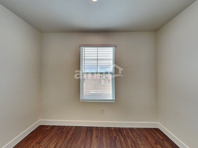 Building Photo - 6505 E Paseo Alga