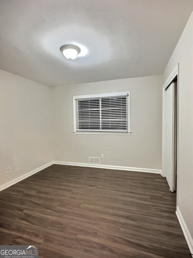 Building Photo - 2311 Cherry Blossom Dr SW