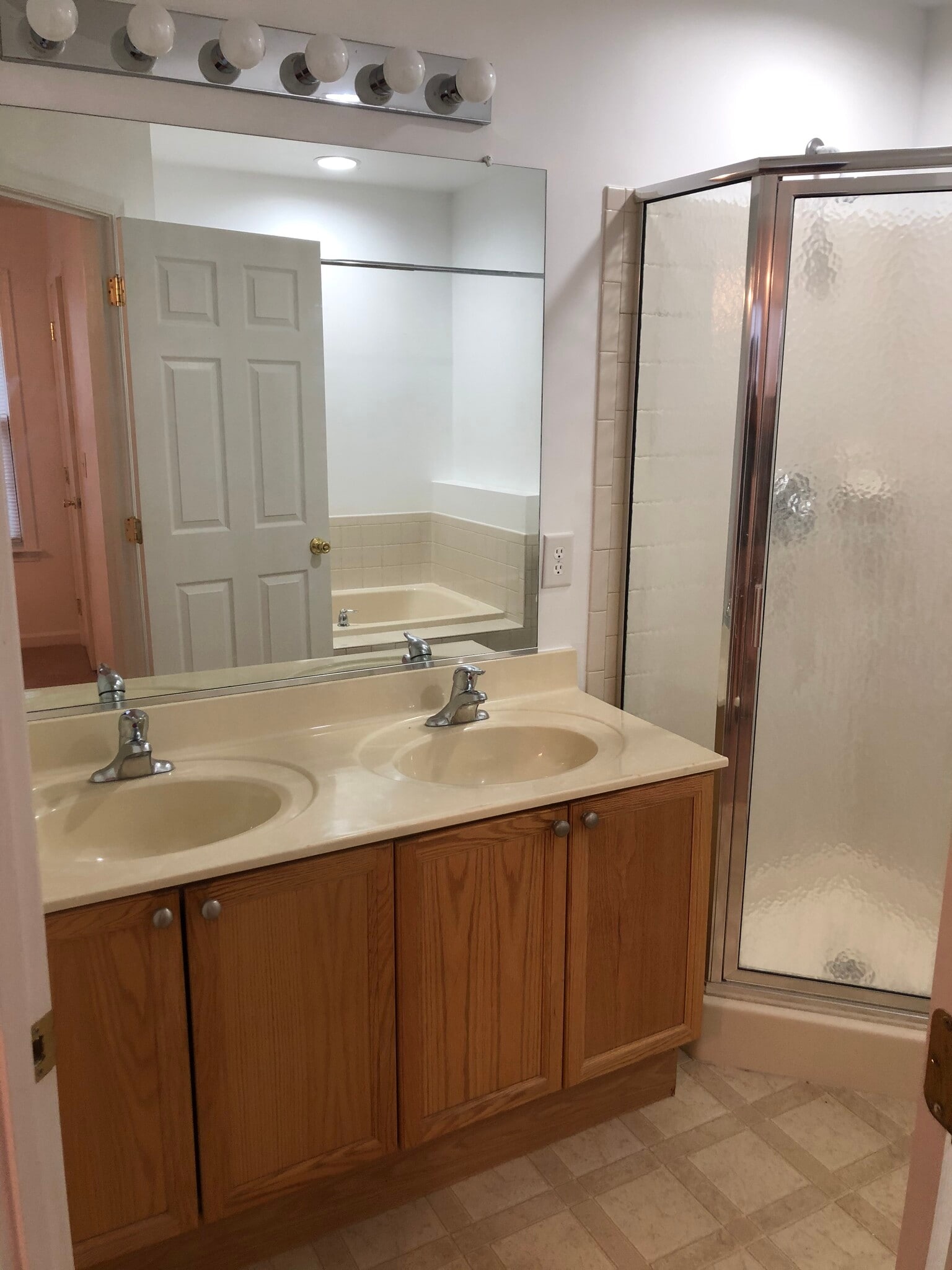 Building Photo - 103 Aero St