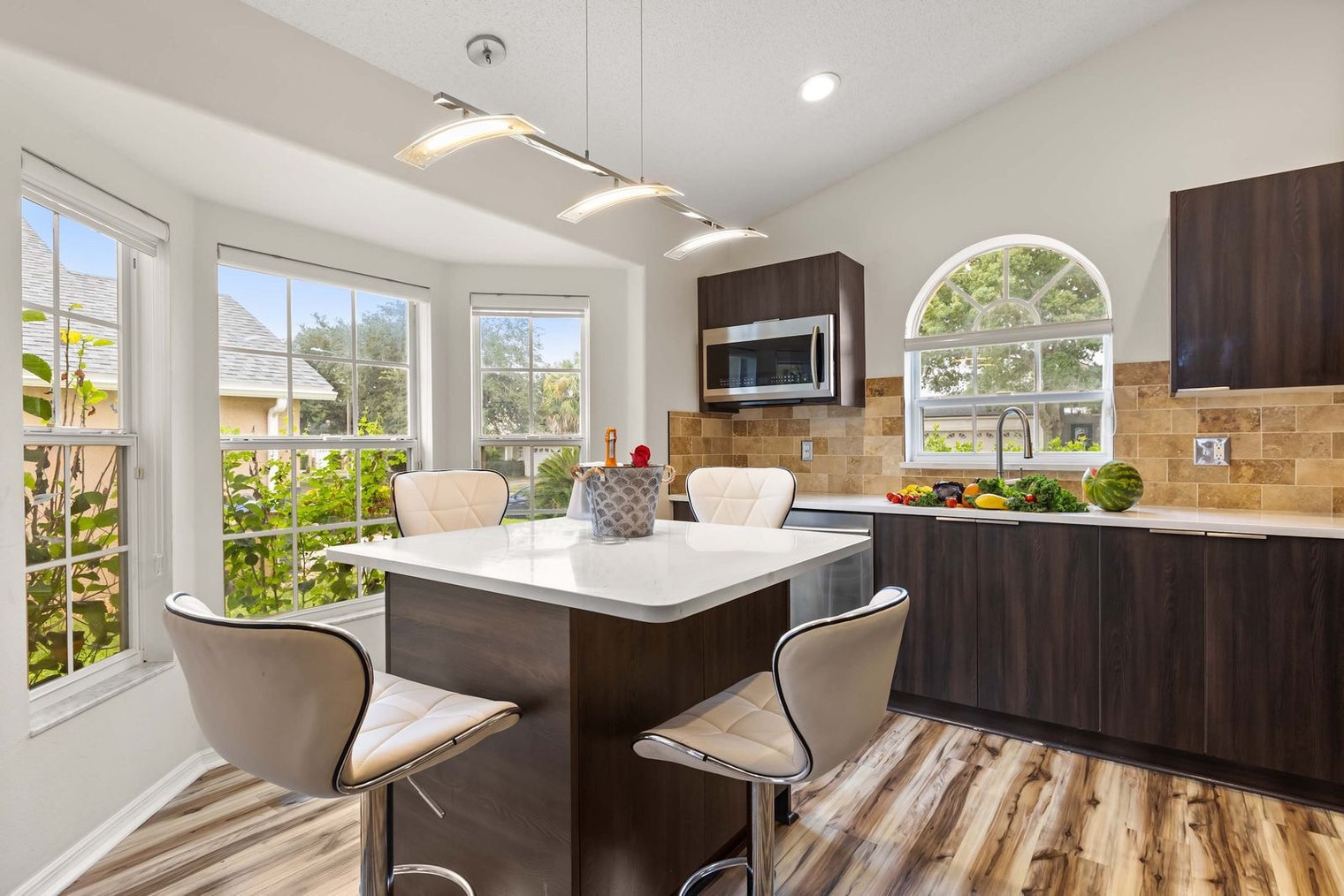 Building Photo - 2660 Oneida Loop