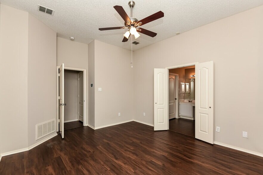 Building Photo - 4336 Estes Park Rd