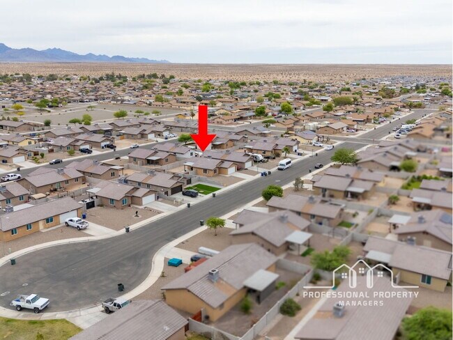 Building Photo - 3-bedroom, 2-bathroom home in Trail Estates