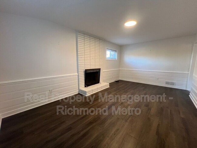 Building Photo - 9623 Quioccasin Rd