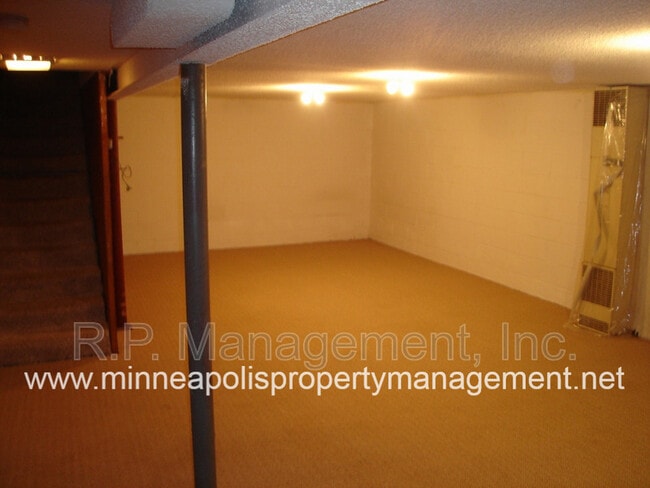 Building Photo - 990 Transit Ave