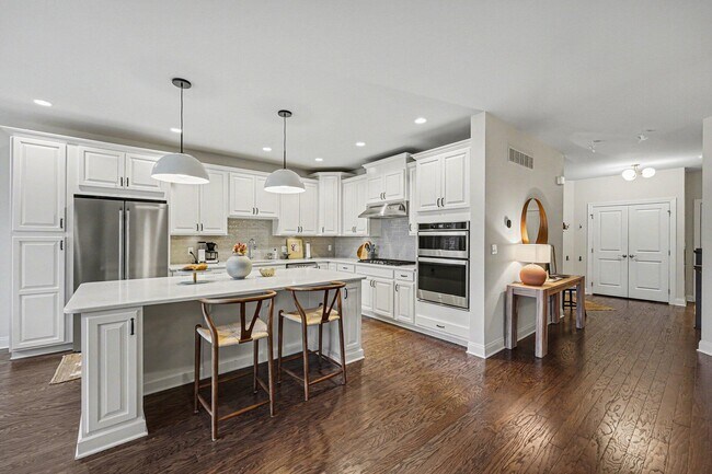 Building Photo - 3212 Brackley Dr