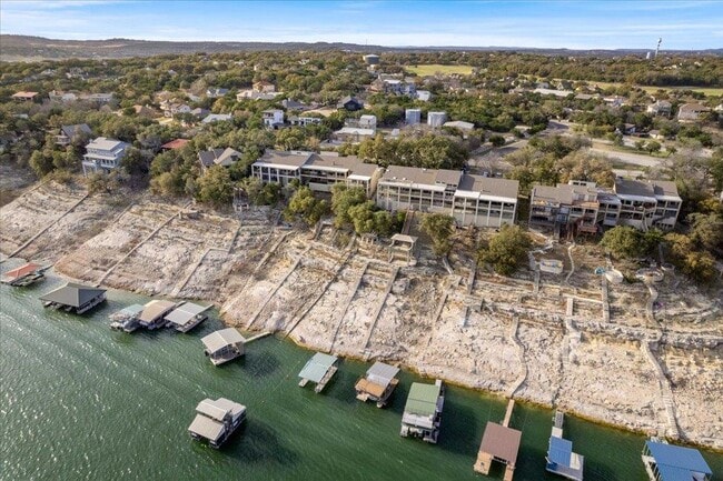 Building Photo - 18231 Lakepoint Cove