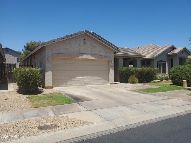 Building Photo - 2430 E Darrel Rd