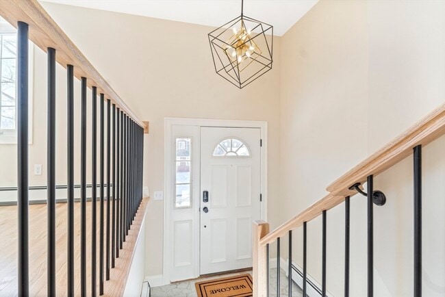 Building Photo - 21 Hodgkins Dr