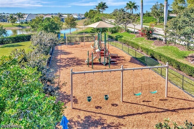 Building Photo - 14559 Edgewater Cir