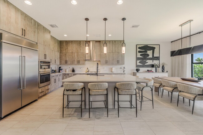 Building Photo - 8283 Royal County Down Rd