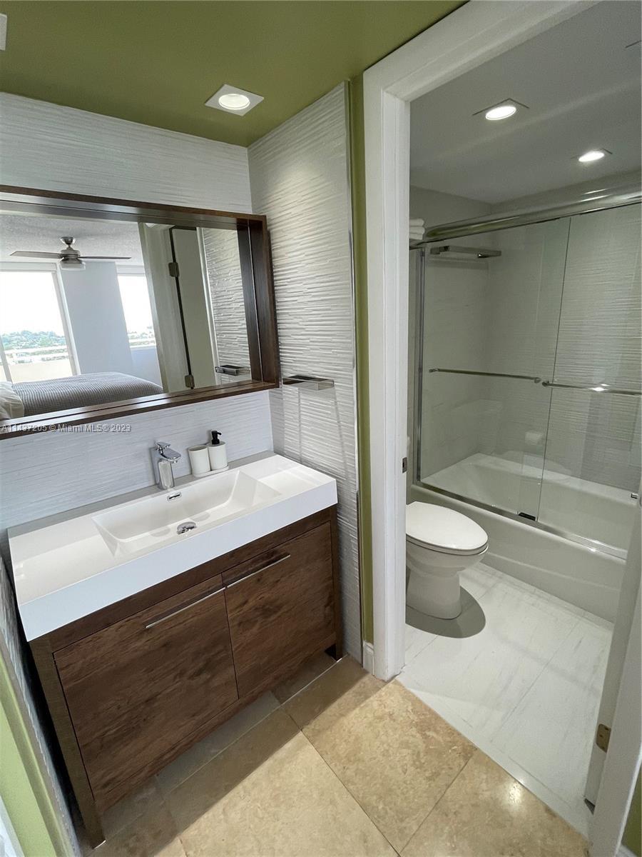 Building Photo - 8911 Collins Ave