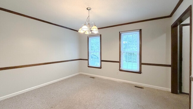 Building Photo - 2387 Riverchase Pl