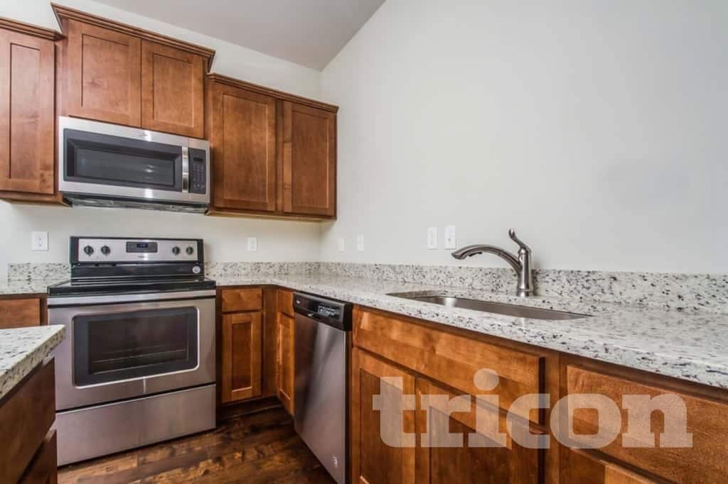 Building Photo - 512 Hickory Leaf Ct