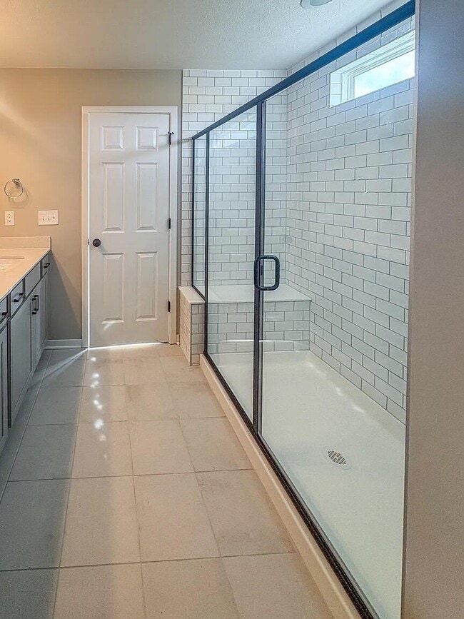 Building Photo - 5478 Valleydale Rd