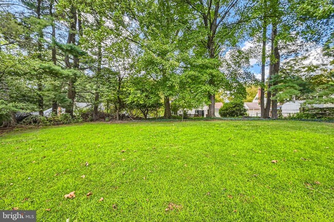 Building Photo - 6210 Hidden Clearing