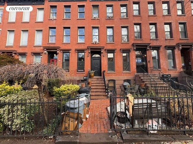 Building Photo - 31 Park Pl