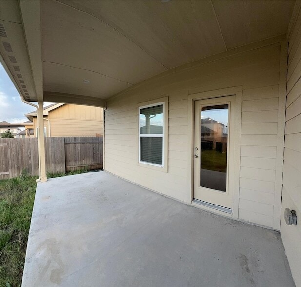 Building Photo - 104 Osier Pass