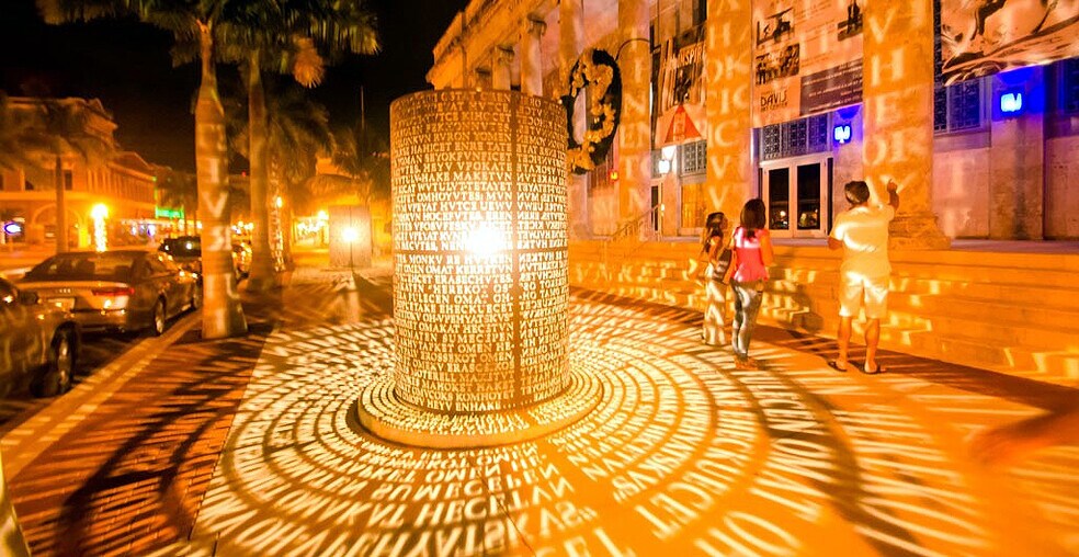 Building Photo - 2110 W First St