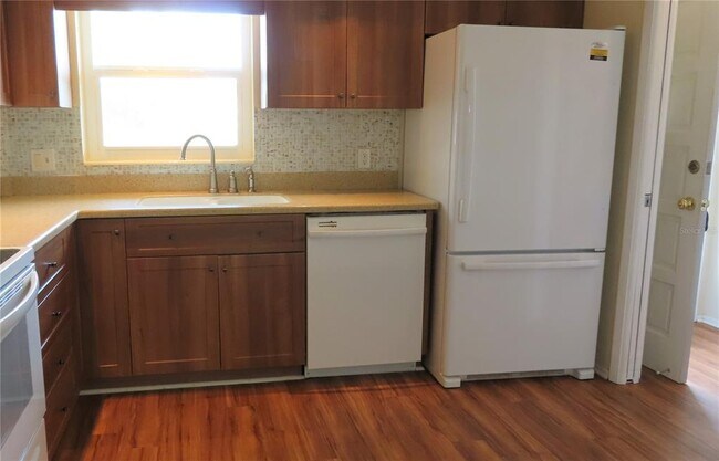 Building Photo - 2295 Americus Blvd E