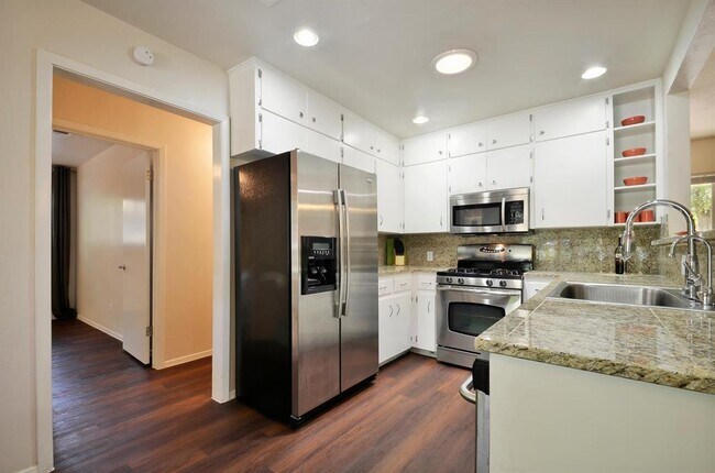 Building Photo - 8432 Bangor Bend