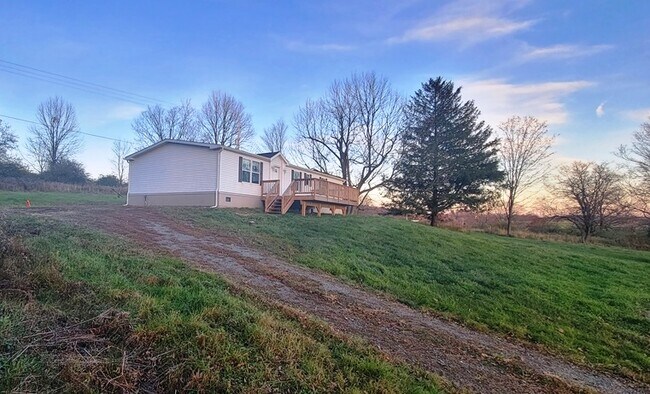 Building Photo - 290 Old Taylor Rd