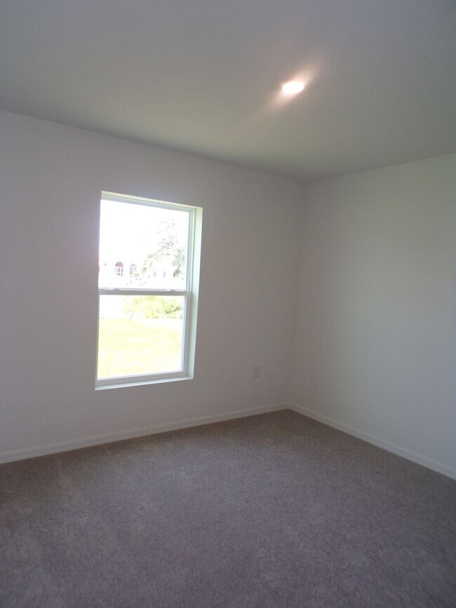 Building Photo - BRAND NEW HOME READY TO RENT ANNUALLY