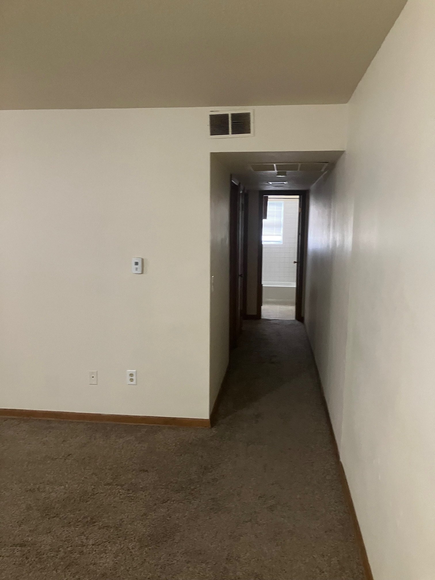 Building Photo - 405 8th St SW
