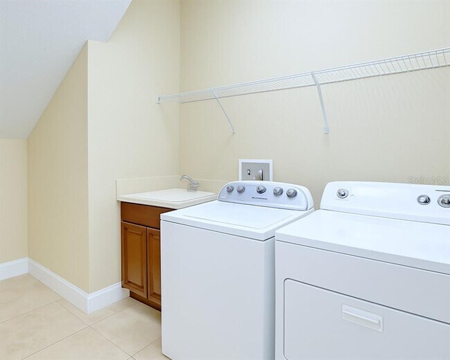 Building Photo - 11807 Padua Ln