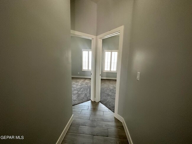 Building Photo - 13138 Emerald Isle St