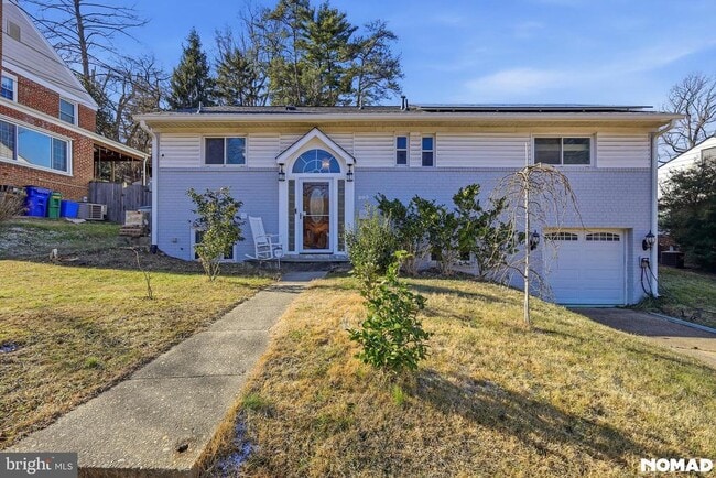 Building Photo - 303 Mansfield Rd