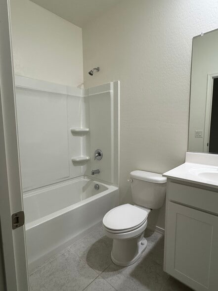 Bathroom - 25344 N Atlas Rd