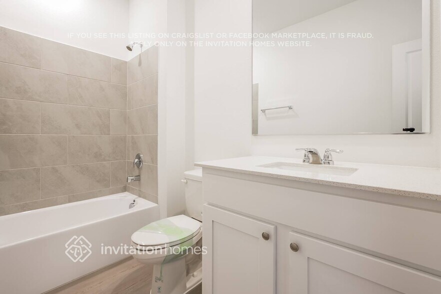Building Photo - 345 Sedalia Trl