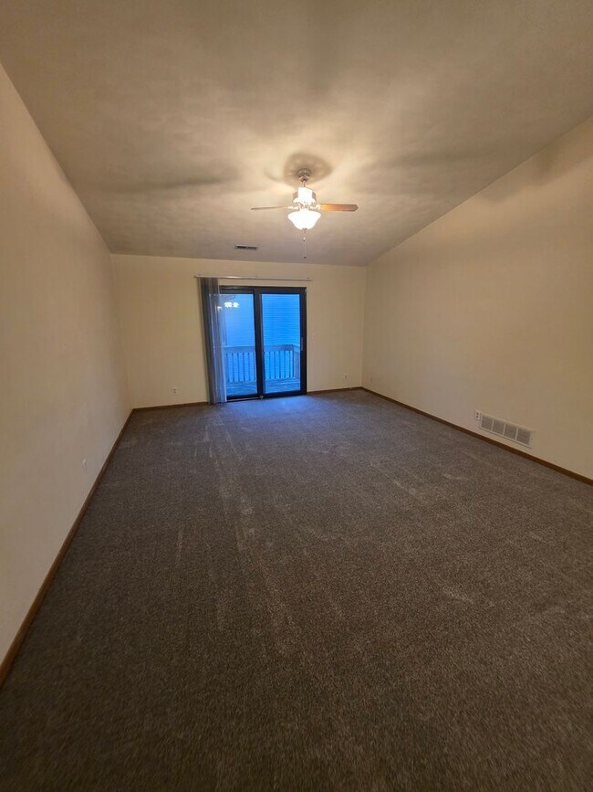 Building Photo - 515 Bienterra Trail
