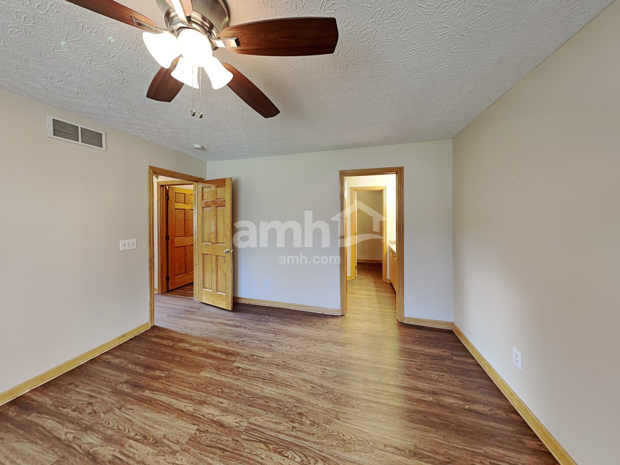 Building Photo - 808 Gascony Dr