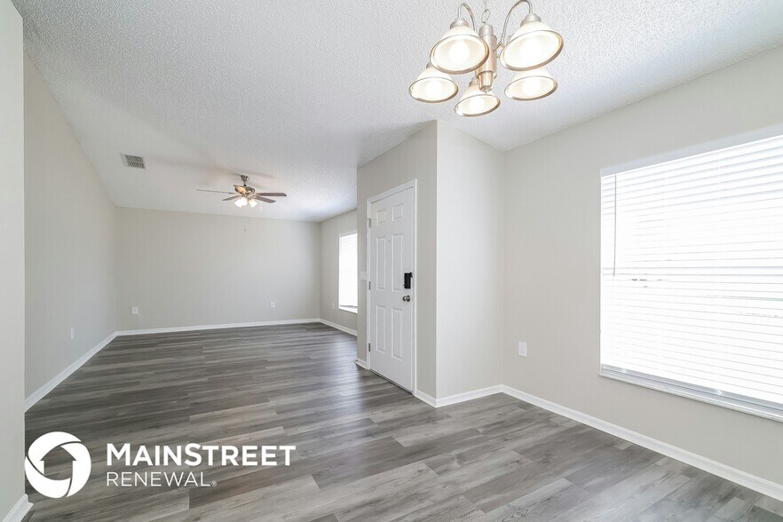 Building Photo - 1615 Pilchard Ct