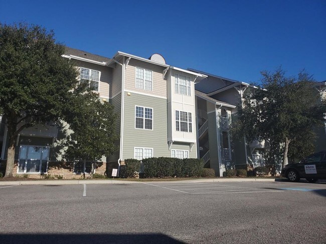 Primary Photo - 84 Addison Cottage Way #211