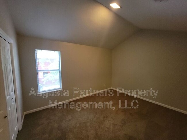 Building Photo - 151 Chalet North CT