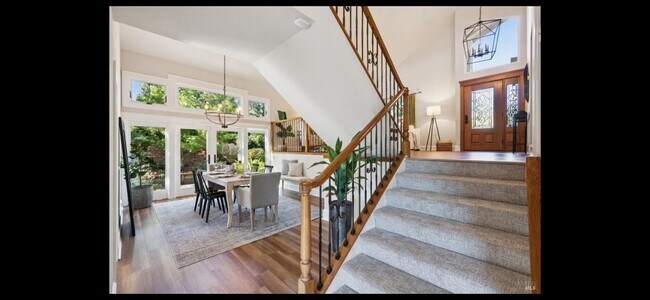 Building Photo - 52 Woodleaf Ct