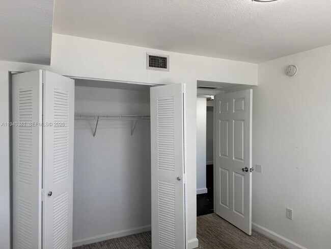 Building Photo - 15460 SW 284th St