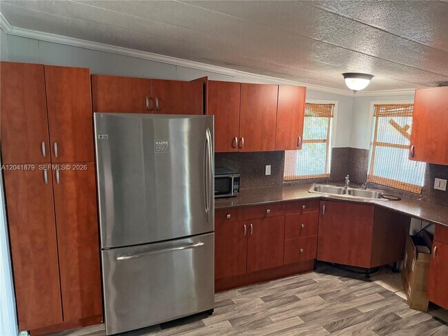 Building Photo - 20606 NW 55th Ct