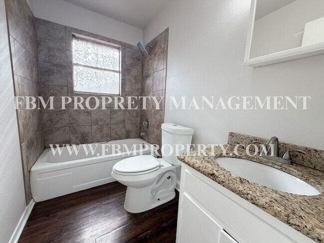 Building Photo - 549 N 62nd St