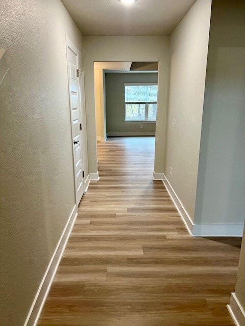 Building Photo - 303 Pennington Ave