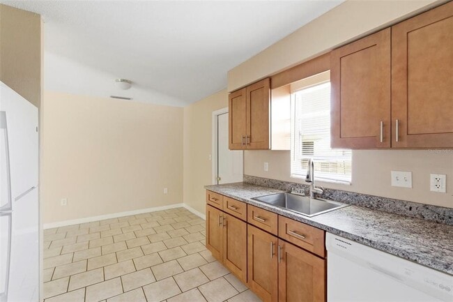 Building Photo - 3052 Park Ln