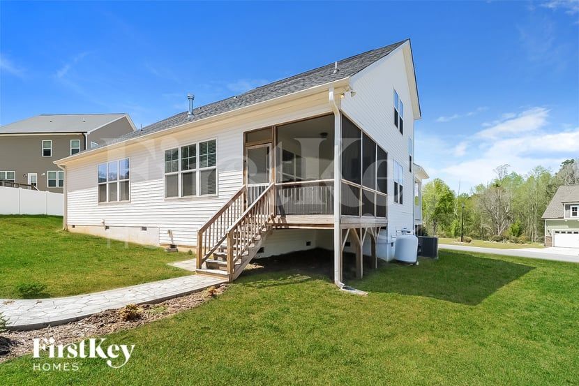 Building Photo - 159 Grey Hawk Dr