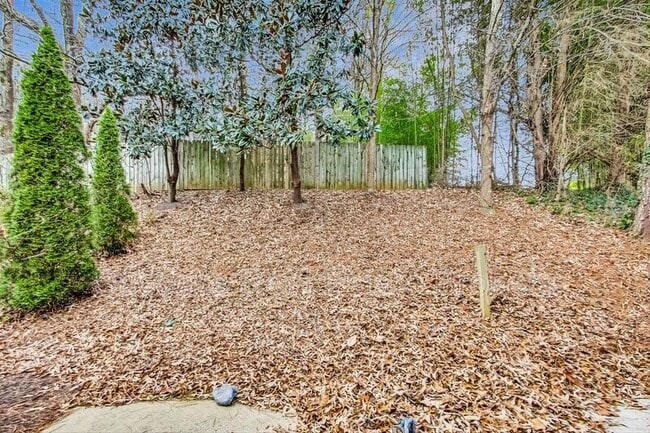 Building Photo - 1645 Heyford Cir NW