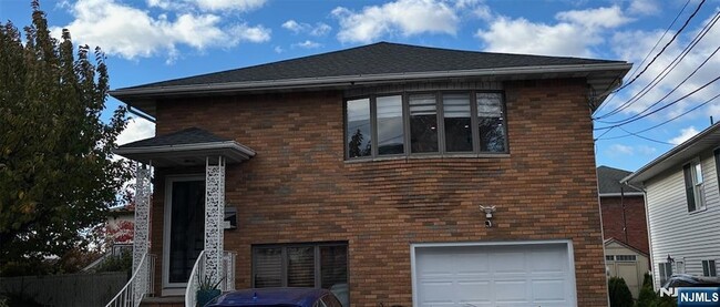 Primary Photo - 42 Ave C