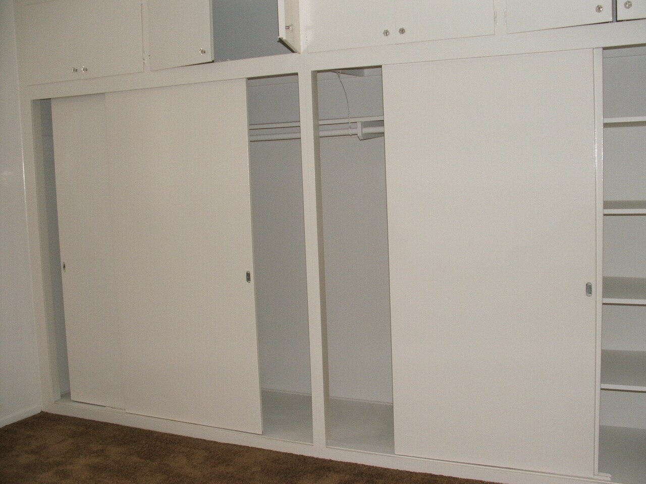 Large storage and closets in bedroom - 1616 Esplanade