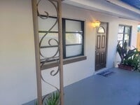 Building Photo - 515 49th St