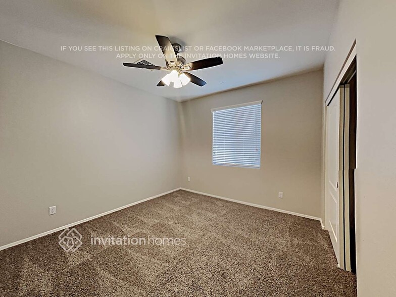 Building Photo - 6370 S Forest Ave