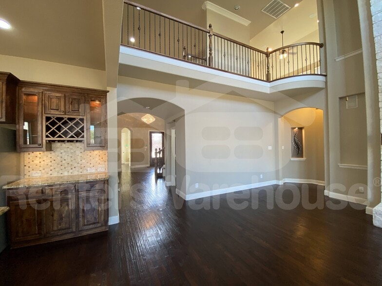 Building Photo - 14282 Carly Ln